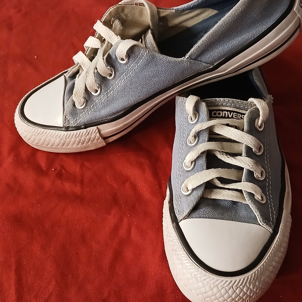 Low Top Convers - Picture 4 of 5